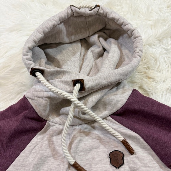 Naketano "Brave New World" Pullover Hoodie Heather Gray & Purple/Maroon Sleeves - Picture 4 of 14